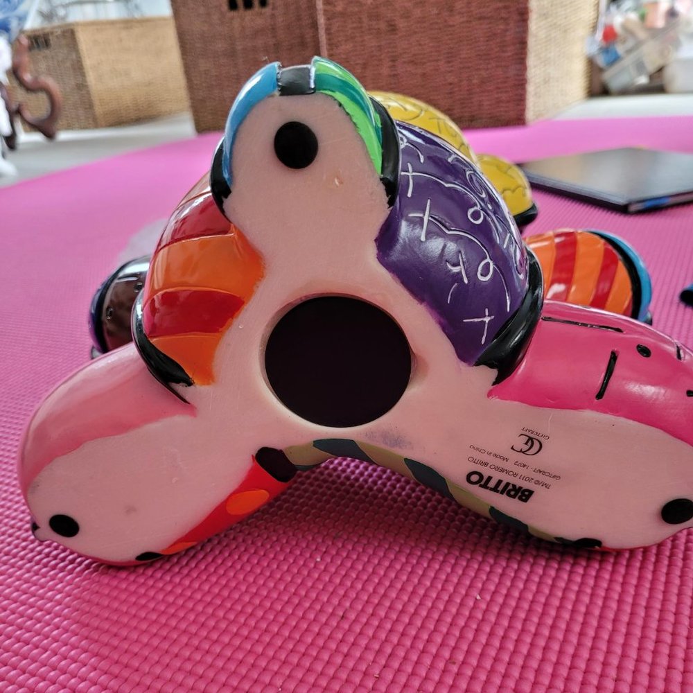 SOLD - XL 10"H Piggy Bank ROMERO BRITTO 'Hope Bear' Retired and Rare - Picture 7 of 16